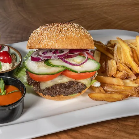 Hotel Stegerbräu 3*