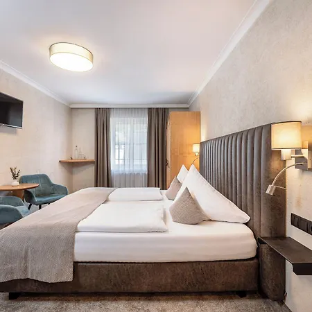 Stegerbraeu Hotel 3*