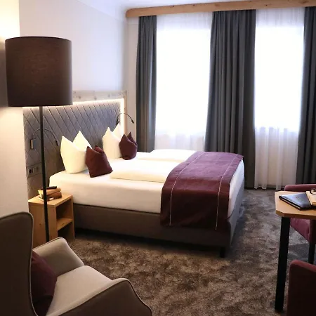 Stegerbraeu Hotel 3*